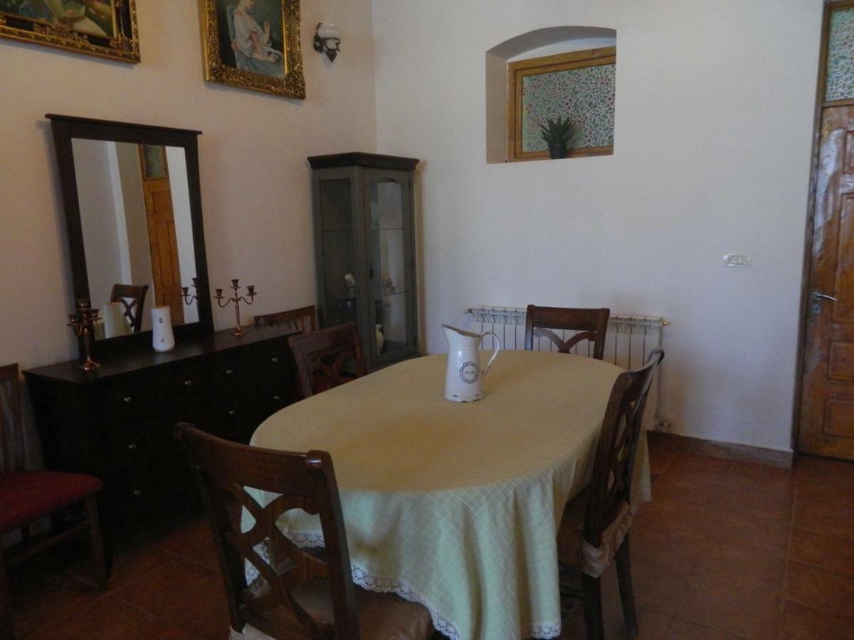 テキルギオルCasa Ligiaアパートメント エクステリア 写真
