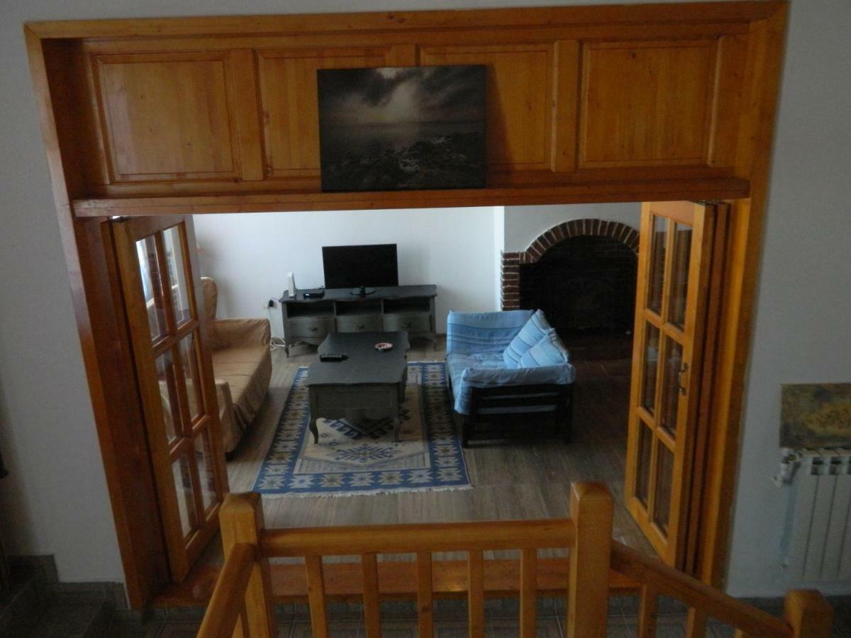 テキルギオルCasa Ligiaアパートメント エクステリア 写真